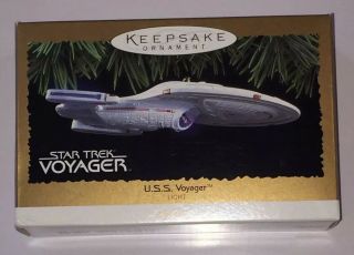 U.  S.  S.  Voyager Hallmark Keepsake Star Trek Lighted Ornament Uss