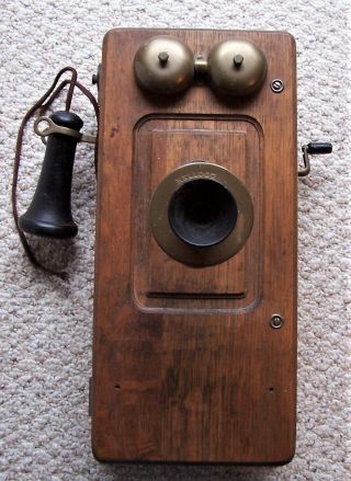 Vintage Kellogg Oak Wall Mount Telephone 5 Bar Magneto