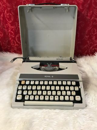Vintage Royal Mercury Mechanical Typewriter With Case