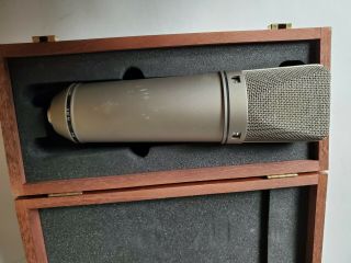 Vintage Neumann U 87 Condenser Microphone 3