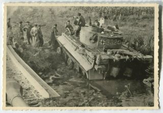 German Wwii Archive Photo: Panzer Vi Tiger Heavy Tank Crossing Small River