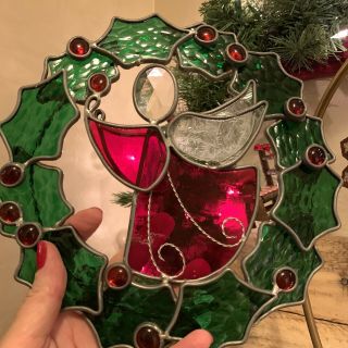 9” Stained Glass Christmas Wreath Hanging Red/green Angel In Center Sun Catcher