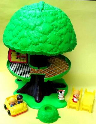 Kenner General Mills Fun Group Tree Tots Tree House W/figs & Accessories Fun