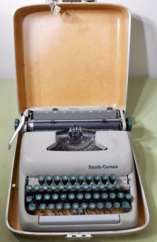Vintage Smith Corona Clipper Typewriter Smith Corona Portable Typewriter Case Nr