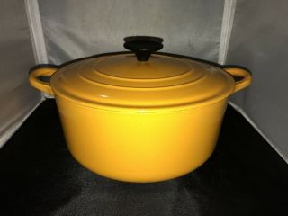 Vintage Le Creuset Orange Yellow Enamel Cast Iron E Dutch Oven Round 4.  5 Qt
