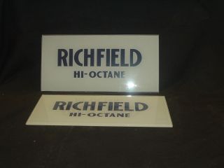 Richfield Hi - Octane Ad Glass - Bennett Or Wayne Gas Pump