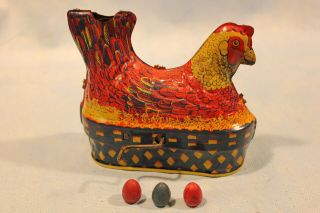 Little Red Hen Egg Laying Chicken Baldwin Mfg.  Co.  Cranks With Sounds 3 Wood Egg