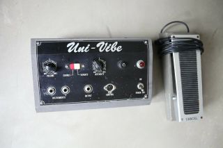 VINTAGE SHIN - EI UNIVIBE WITH FOOT CONTROLLER (EARLY 70 ' S) ($1,  550.  00) 2