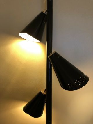 Vintage Mid Century Black 3 - Shade Tension Pole Lamp For 8 