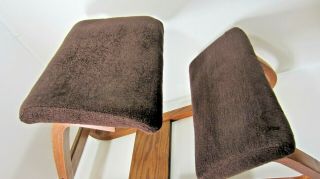 Vintage British Design Corp Bent Oak Wood Brown Kneeling Chair Ergonomic Office 2