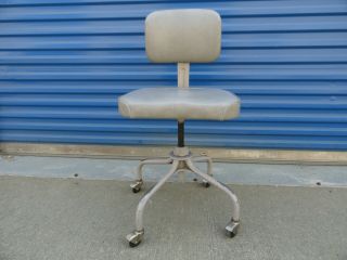 Vintage Steelcase Industrial Swivel Office Tanker Chair Rolling Gray