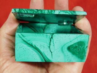 A Removable Top On This Deep Green Colored Malachite Box From The Congo 257gr