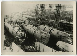 German Wwii Small Size Photo: Kriegsmarine U - Boats Constructed At Shipyard,  Agfa