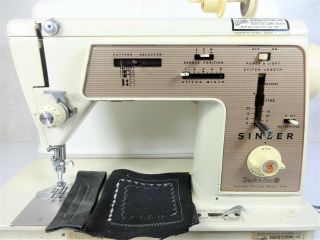 Vintage Singer 646 Touch And Sew 8 Stitch Sewing Machine W/case - Serviced