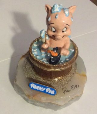 1991 Warner Bros.  Inc.  Ron Lee Porky Pig Bath Time With Daffy Duck 615/2750