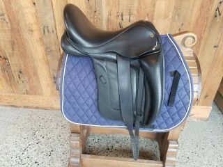 Black Country Vinici Dressage Saddle 17.  5 " Mw In Black Vintage Leather