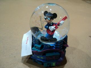 Disney Mickey Blues Brothers Guitar Musical Snow Globe My Kind Of Town