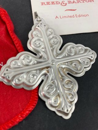 1978 Reed & Barton Sterling Silver Christmas Cross Ornament With Red Felt Pouch 3