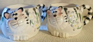 Rare 3d Set Of 2 Kitty Cat Cups Coffee Mug Black/white/flowers Kitten Glossy