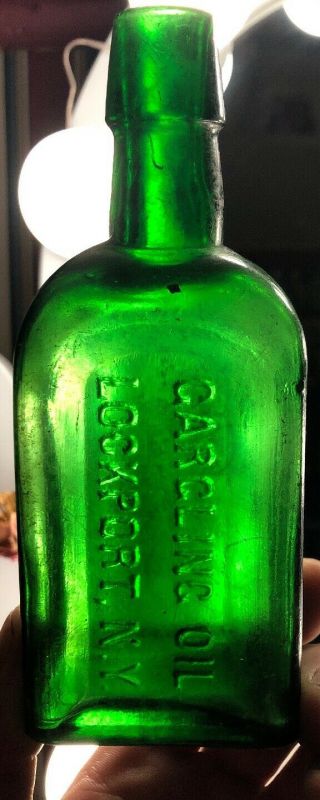 Emerald Green Gargling Oil Lockport Ny Bottle 1880s - 1890s