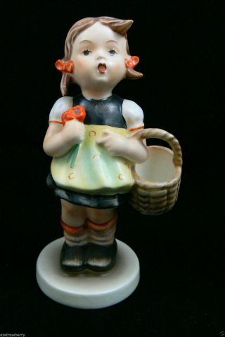 Vintage Hummel Goebel Germany Porcelain 98 Girl Sister Figurine 6 "