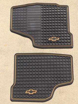 Vintage Chevy Rubber Black Yellow Floor Mats Honeycomb Chevrolet 010713