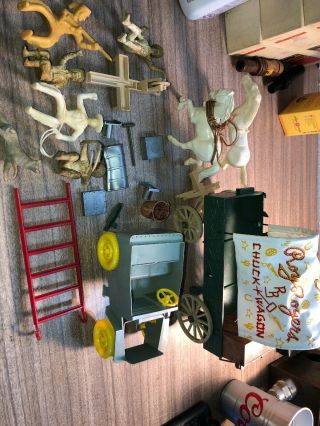 Ideal Toys Roy Rogers Fix - It Chuck Wagon And Jeep - Repair Or Parts