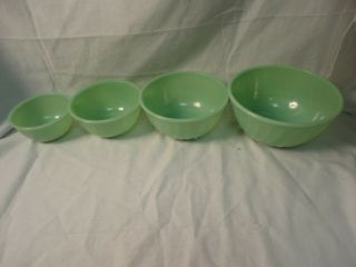 Vintage Fire King Green Jadeite Mixing Bowls 4 Pc Set Swirl Design Very Rare