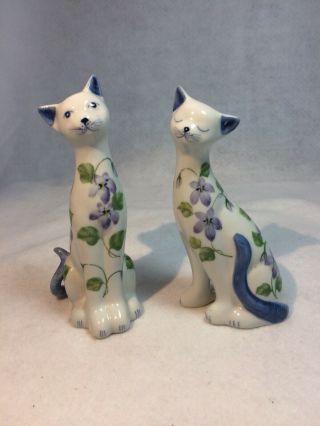 Andrea By Sakek Porcelain Ceramic Cats Pair Purple Flowers Green Vines
