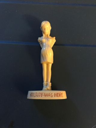 Vintage Wwii Kilroy Was Here Pregnant Girl Plastic Resin Figure Hartland
