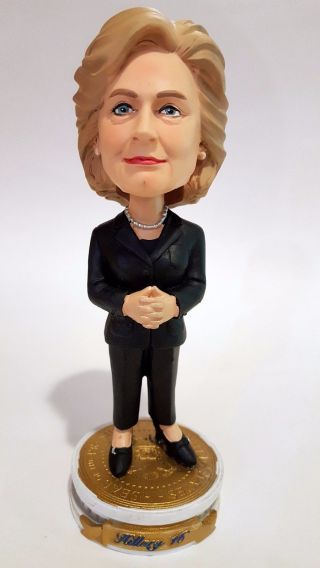 Hillary Clinton 2016 Bobblehead Bobber 7.  5 " Standing On Presidential Pedestal