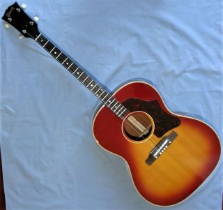 Vintage Gibson Tg - 25 Tenor Guitar With Soft Shell Case Vintage Strings