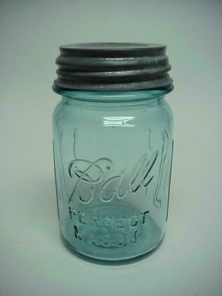 Ball Pint Jar Perfect Mason Blue Ribbed Sides With Zinc Lid