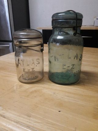 (2) Vintage Atlas E - Z Seal Mason Blue Pint & Quart Jars With Wire Bail Closures