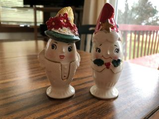 Vintage Ceramic Egg Cup Holders Salt & Pepper Shakers Christmas
