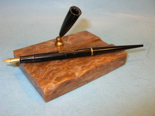 Black Curvex Desk Fountain Pen W/ Caramel Slag Marble Stand,  14k Gp Tip