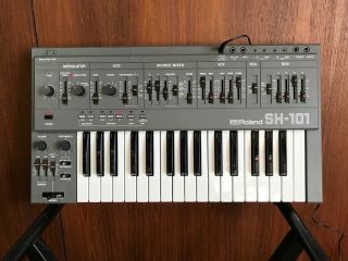 Roland Sh - 101 Vintage Monophonic Bass Synthesizer W/ Box,  Power Supply