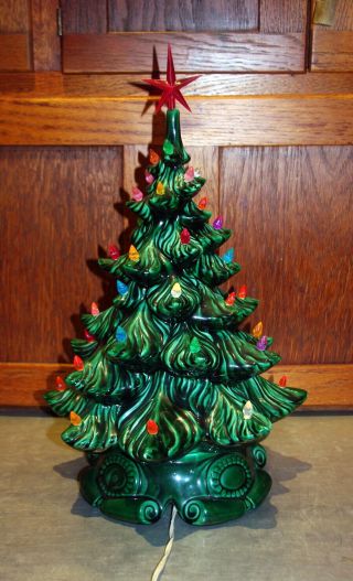 19” Vintage Atlantic Style Mold Ceramic Lighted Christmas Tree Complete