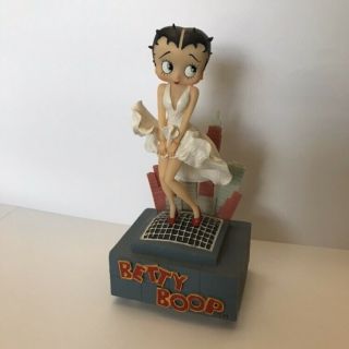 Betty Boop Music Box Plays Tune ‘oh You Doll.  ’