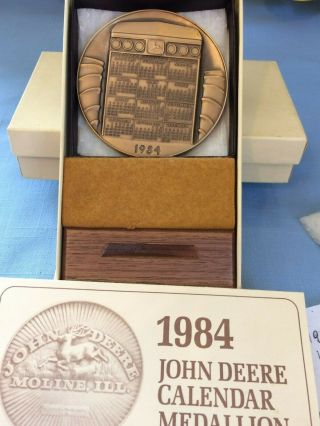 John Deere Calendar Medallion 1984 Moline