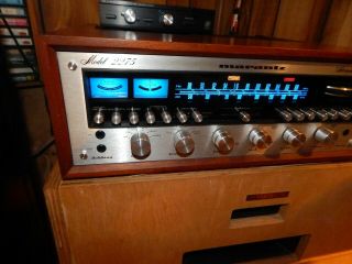 Vintage Marantz 2275 Stereo Receiver in Woodcase 2