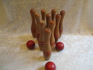 Vintage Wooden Toy Bowling Pins And Balls Game