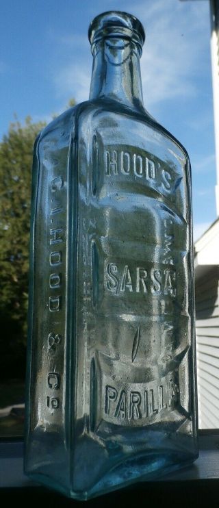 Antique HOOD ' S SARSAPARILLA APOTHECARIES Medicine Bottle,  LOWELL,  MASS.  1800 ' s 2