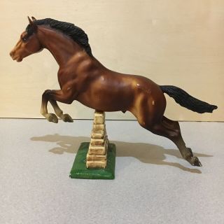 Vintage Breyer Molding Co U.  S.  A,  Jumping Horse With Wall,  Traditional