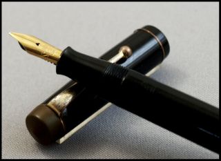 Rare Vintage Summit Lever Filler Fountain Pen With A Great 14ct Gold Nib