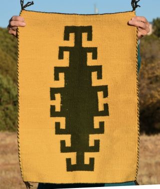 Vintage Klagetoh Navajo Rug - 25 