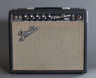 Fender Vibro Champ Amplifier 1966 Vintage Guitar Amp & Schematic