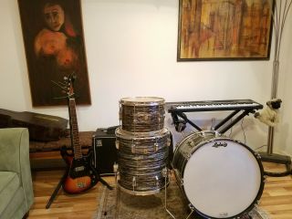 Vintage Ludwig Black Oyster Pearl Drums 1965/1966 22 " Zildjion