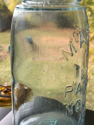 Quart Keystone Mason’s Patent 1858 Fruit Jar With Bubbles Texture 2