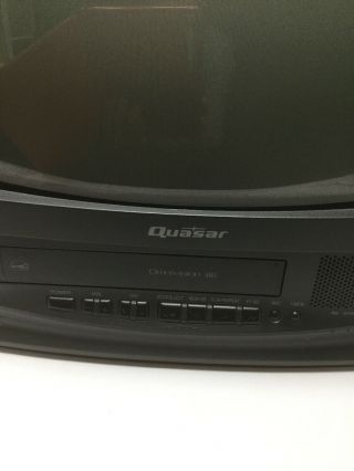 Quasar 13” TV VCR VHS Combo Recorder VV - 1302 Retro Gaming Vintage 2